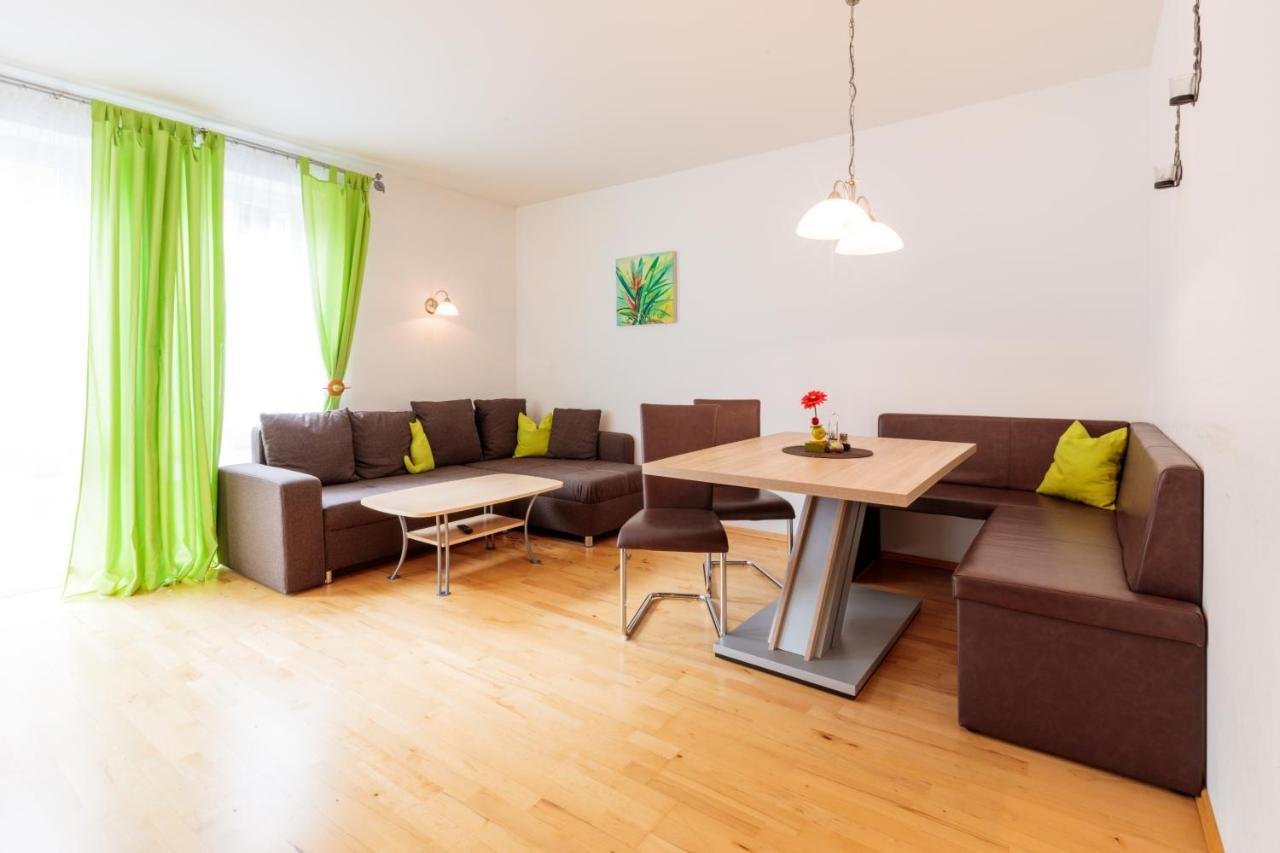 Appartements Avenzio Solden Bagian luar foto
