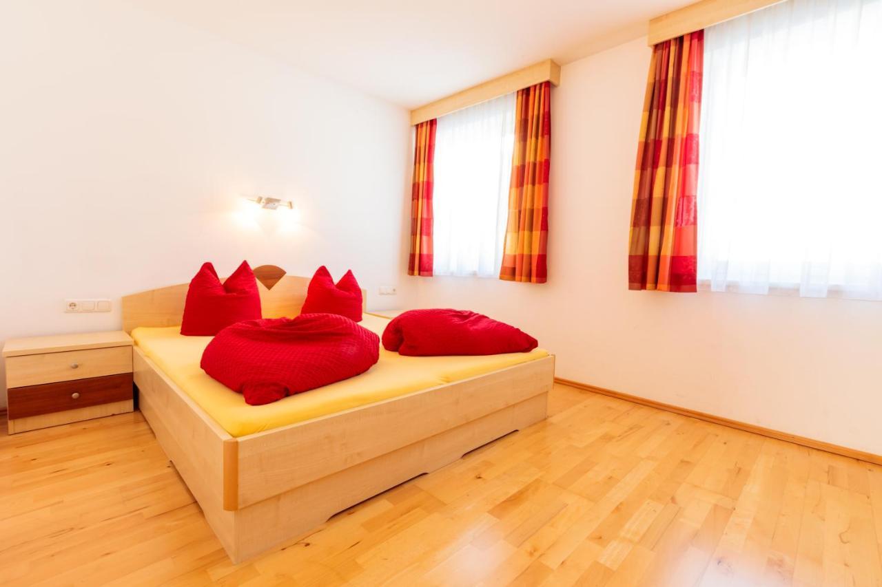 Appartements Avenzio Solden Bagian luar foto
